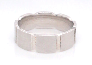 9ct White Gold 7mm Gents Band With Design