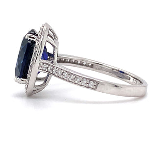 9ct White Gold Blue CZ Oval & Halo Cluster Ring