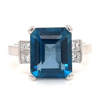 4.75ct London Blue Topaz with .32ct White Gold